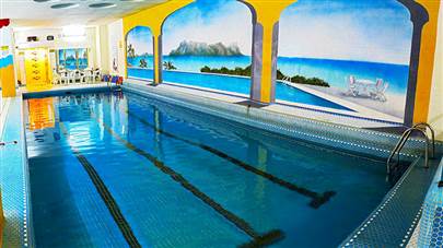 استخر هتل پارسیان عالی قاپو اصفهان استخر هتل پارسیان عالی قاپو اصفهان